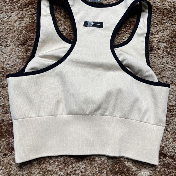 Oiselle Sports Bra Women's Size Small Tan - Picture 6 of 7
